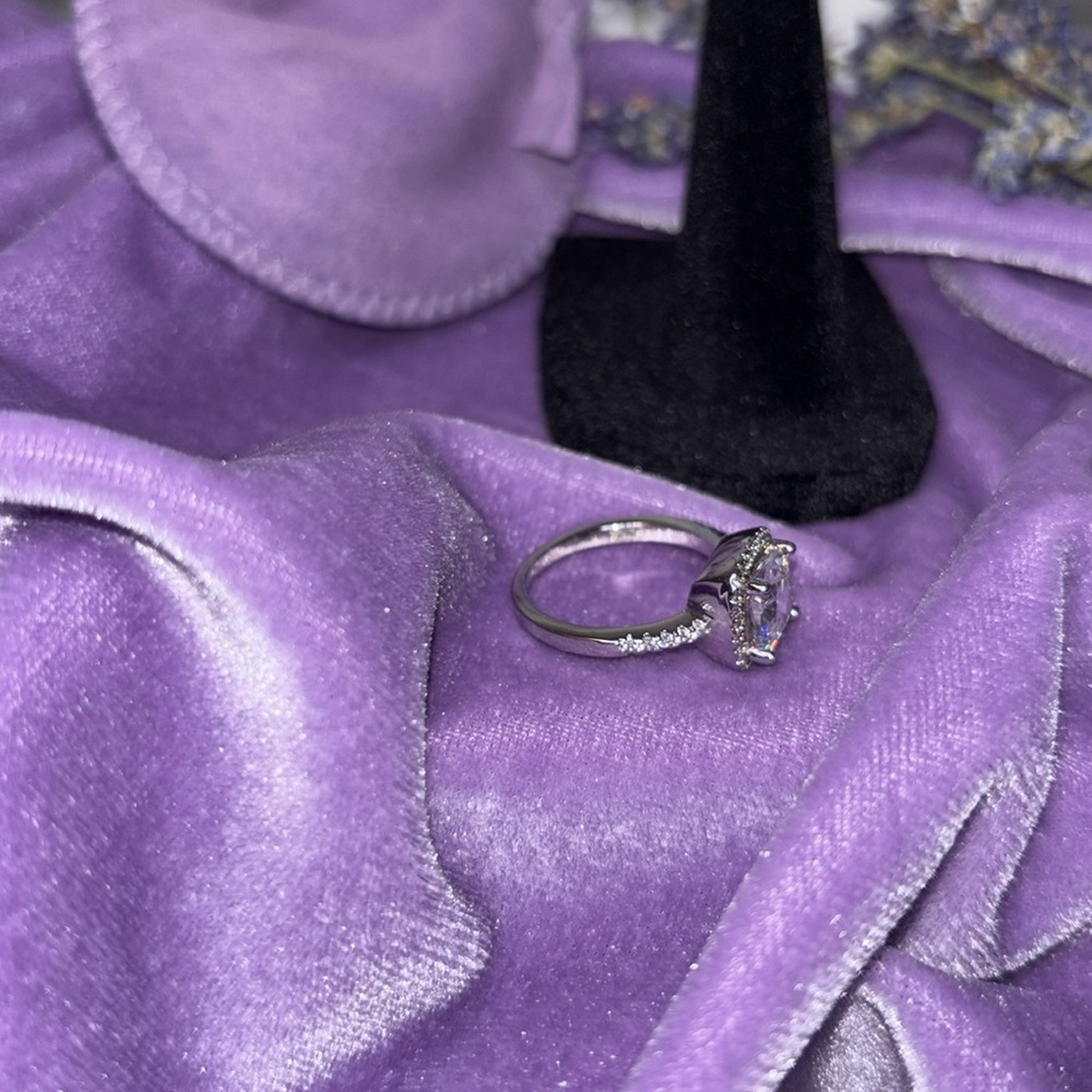 💍 ✈️ 💎 Enchanting Beauty Travel Ring 2.75 Carats W/ Cushion Cut Stunning! #EA40 - Picture 6 of 8